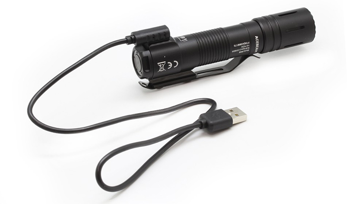  Acebeam P15 TAC, Luminus SFT40 HI, 1700 , 1x18650C, 6500K, USB,  