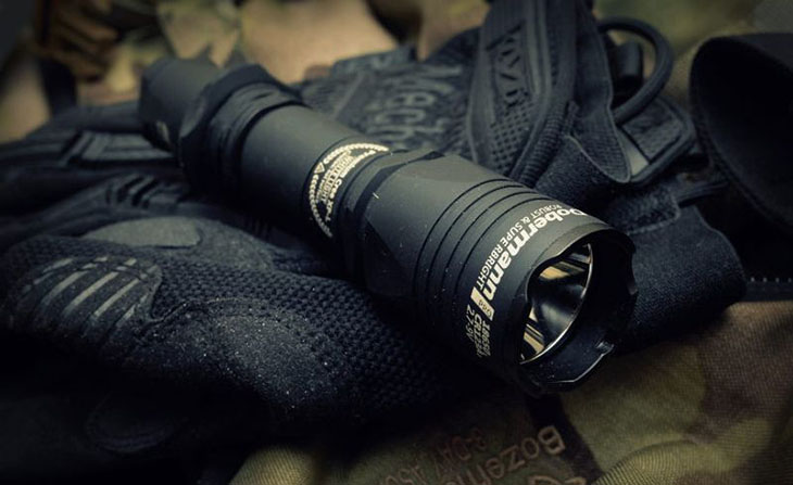  Armytek Dobermann Pro Black, XHP35 HI,  