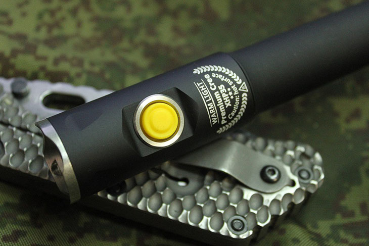  Armytek Partner C4 Pro XHP35  