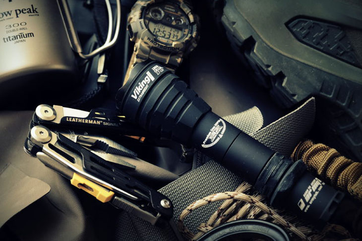 Фонарь Armytek Viking v3 Black, XP-L, 1160 лм, 1x18650, теплый белый Фонарь Armytek Viking v3 Black, XP-L, 1160 лм, 1x18650, теплый белый