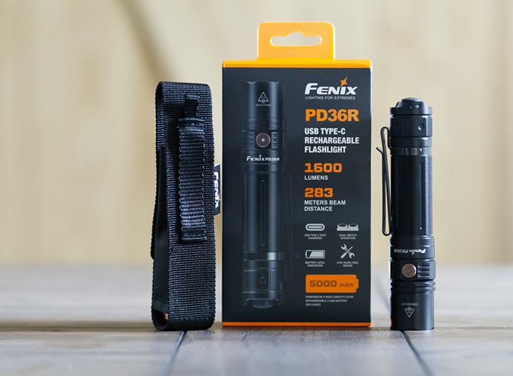  Fenix PD36R, Luminus SST-40, 1600 