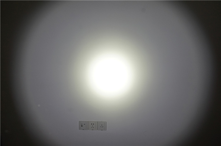 Фонарь Fenix PD36R, Luminus SST-40, 1600 лм