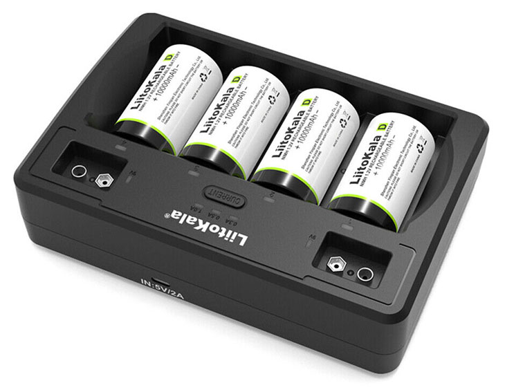    LiitoKala Lii-D4  4  Li-ion/LiFePO4/Ni-MH, 2x NiMH, LCD
