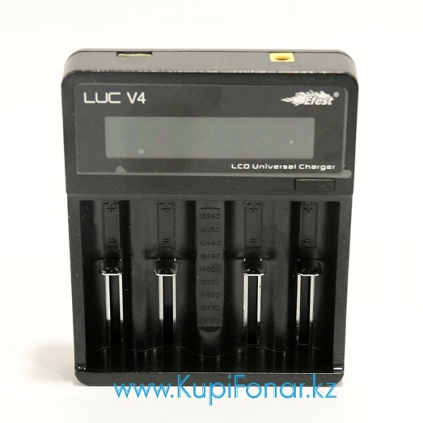 Универсальное интеллектуальное зарядное устройство Efest LUC V4 на 4 аккумулятора