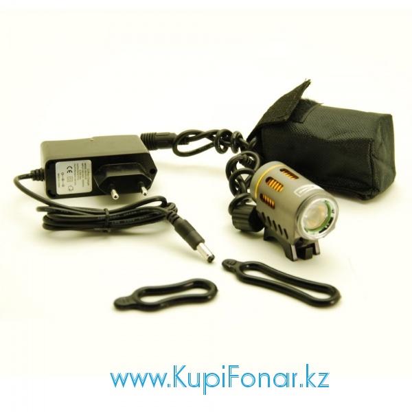  Photon B10, 1x CREE XM-L U2, 920 